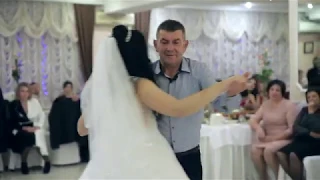 Наречена танцює з батьком // танець з батьком // весілля в Україночці / 4K UHD,4к VIDEO, 4к,4к відео