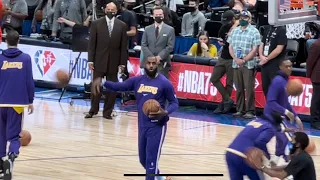 Lakers warm up at American Airlines vs Dallas Mavericks