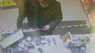 В Шелехове сотрудники полиции ведут розыск подозреваемого в краже денежных средств