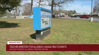 Teacher charged with assaulting 5 students at Chesterfield school