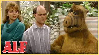 Don't Try to Sell the House ALF Lives in! | S2 Ep22 Clip