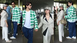 Kiara Advani & Siddharth Malhotra Spotted at Mumbai Airport 😍💖📸