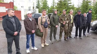 В Нурлате проводили очередную группу контрактников на военную службу