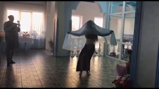 Восточный танец видео Шоу с двумя шалями и Табла Соло