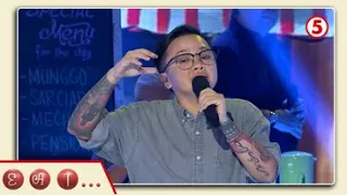 E.A.T. | Ice Seguerra, inawit ang hit song niyang "Pagdating ng Panahon" sa DaBarkads Eatery