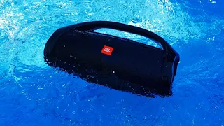 JBL Boombox Water Test (with camera underwater)