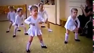 Танец под песню Наставляет колбаса - RUSSIAN CHILDREN DANCE TO HARDBASS