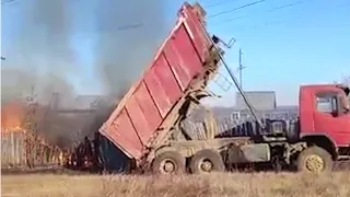 Электричество убило водителя самосвала