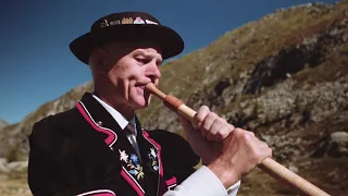 Swiss Alphorn Samuel Kunz Ai Laghi