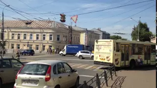Ижевск, проезд автобуса на красный