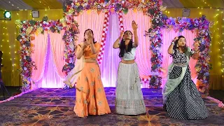 Wedding Sangeet | Dance by groom's sisters with bride | London Thumakda/Mahi ve