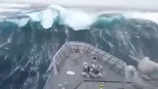 New Zealand naval ship smashed by monster waves in Southern Ocean   Daily Mail Online