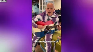 Flea Singing And Playing Acoustic Guitar! (December 19, 2020)