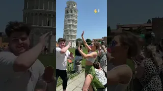 Leaning tower of Pisa prank! 🤣🇮🇹