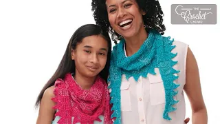 Left Hand: Crochet Kerchief Scarf | The Crochet Crowd