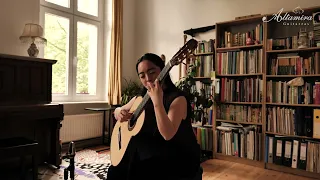 Kanahi Yamashita plays 'Thème Varié et Finale' by Manuel Ponce on an Altamira N3 Concert Guitar