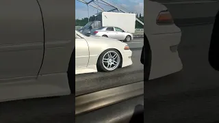 Toyota Chaser vs Vaz 2115