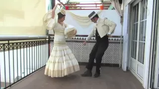 BAILE DE SEVILLANAS