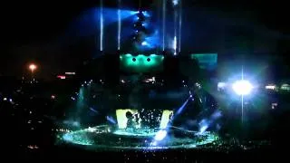 U2 Anaheim 2011-06-18 17 - I'll Go Crazy(If I Don't Go Crazy Tonight)