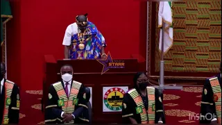 Parliament Resumes: Alban Bagbin ditches cloak. Presides sitting in Kente | GHOne News