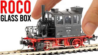 A Very Strange Tank Engine | Roco Glass Box | Unboxing & Review