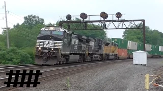 Norfolk Southern Railfanning with PRR Signal Tower