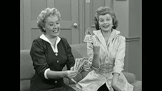 I LOVE LUCY - "Lucy & Ethel Buy a Dress Shop"