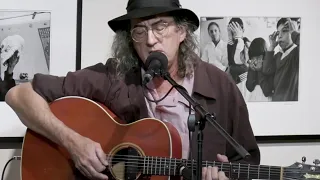 James McMurtry sings "Vaquero".