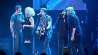 Keith Urban & Little Big Town Live - Seven Bridges Road