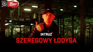 Intruz - Szeregowy Łodyga