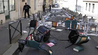 Clash der Generationen? Protest in Paris: "Weder Macron noch Le Pen"
