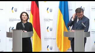 Німеччина не збирається постачати Україні зброю