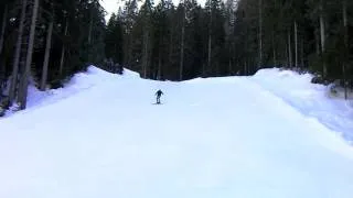 Instruktor narciarski Tadeusz Skowronski kontrola prędkości na  stromym