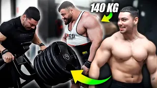 JOVEN DE 21 AÑOS SUPERA A CULTURISTA DE 140 KG DE MUSCULO ENTRENO BRUTAL ESPALDA - Victor Valdivia