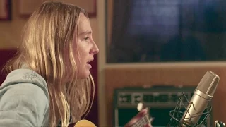 Lissie - Stay (Acoustic Session)