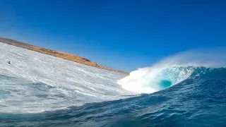 SOLID SWELL ATTRACTS SPONO SURFERS