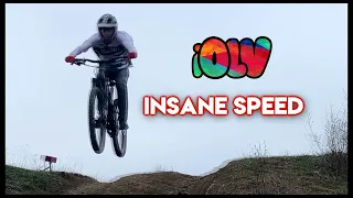 CRAZY SPEED AND MANUALS - OVER 50KM/H (finding some trails)