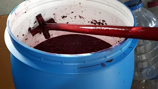 Процесс приготовления Грузинского вина.Великий день Грузина и т.д и т.п.