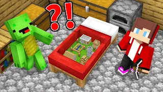 Mikey and JJ Found А VILLAGE INSIDE THE BED in Minecraft (Maizen)