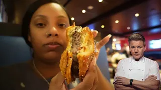 trying Gordon Ramsay burger in Vegas !