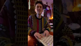 JACOB COLLIER plays HAPPIER THAN THE MORNING SUN on Harpejji!!