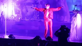 Robyn - 'Call Your Girlfriend' (live) - Madison Square Garden - NYC - 3/8/19