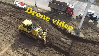 [Drone video] Komatsu D65EX-16 pushing dirt