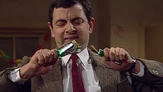 Merry Christmas Mr Bean | Episode 7 | Widescreen Version | Mr Bean Official