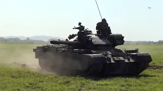 Předvedení tanku TR-85M1