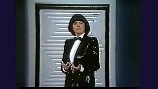 Mireille Mathieu - Est-Ce Qu'Il Parle Encore De Moi (1984)