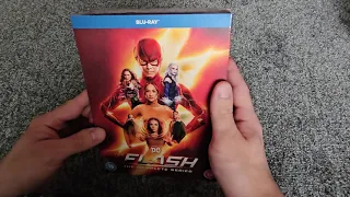 The Flash- The Complete Series Blu Ray Box Set Closer Look