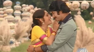 Ooriki Monagadu Movie || Mogga Pindelanade Video Song || Krishna, Jayaprada