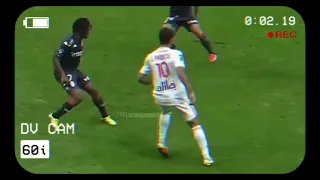 Lucas Paquetá. Passe ala Ronaldinho Gaúcho.