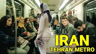 Getting around in the Tehran subway, how do Iranian people enter the subway?  Iran